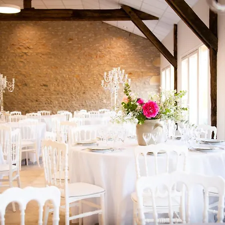 Domaine De La Briouse Bed and Breakfast Sanxay