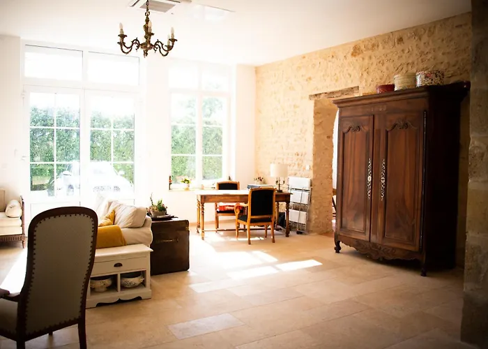 Domaine De La Briouse Bed & Breakfast *